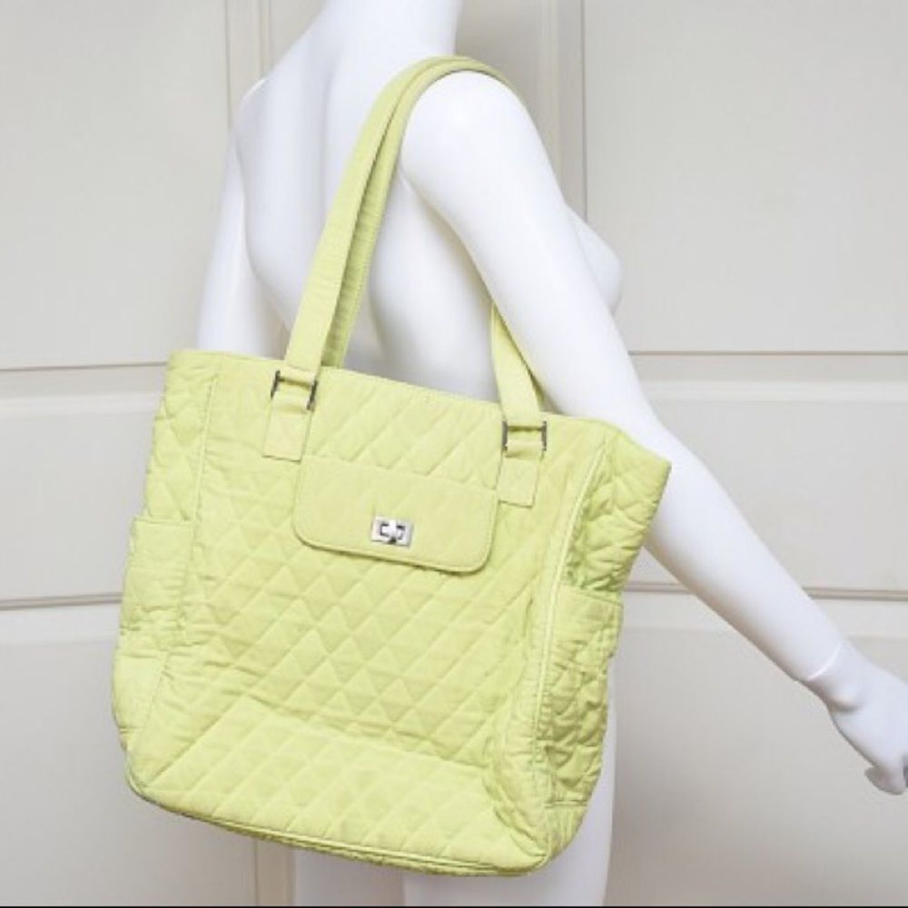 Vera Bradley Lime Green Bag with Blue Interior 